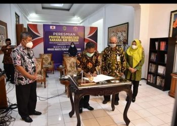4435 Warga Pacitan  Mulai Sekarang Murah Air