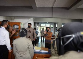 Hari Pertama Kerja, Mas Bupati Pacitan Tancap Gas Sidak OPD