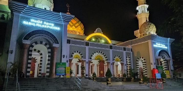Malam Idul Adha, Masjid Agung Darul Falah Pacitan Sepi