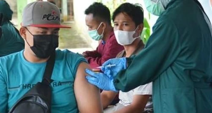 Percepat Penanganan, Bupati Aji Targetkan 4.500 Vaksinasi Per Hari