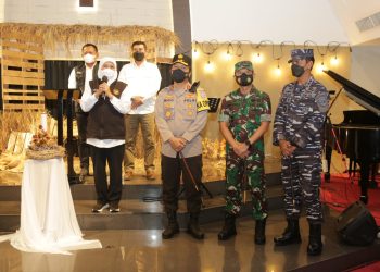 Forkopimda Jatim Cek Prokes dan Pengaman di Gereja dan Pos Bundaran Waru