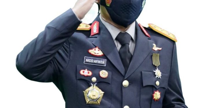 Kapolda Jawa Timur mendapat Tanda Kehormatan Bintang Bhayangkara Pratama dari Presiden RI