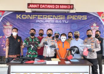 Kurang dari 24 Jam, Satreskrim Polres Batu Amankan Pelaku Pembawa Senpi Rakitan