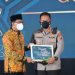Peringatan Hari Jadi Kabupaten Sidoarjo ke-163, Kapolresta Sidoarjo Raih Vaccine Heroes