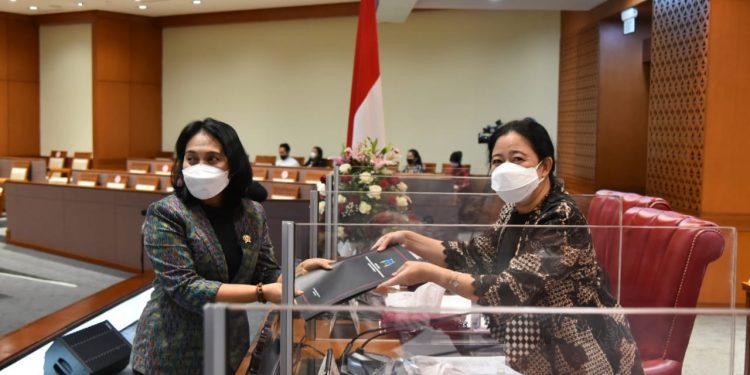 Terima Kasih Bu Puan.! Menggema di Senayan
