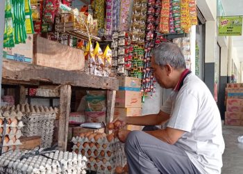 Pedagang di Pacitan Minta Harga Migor Stabil