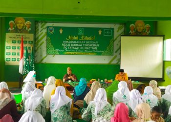 Lestarikan Tradisi dan Budaya, Fatayat NU Pacitan Gelar Prosesi Tingkeban