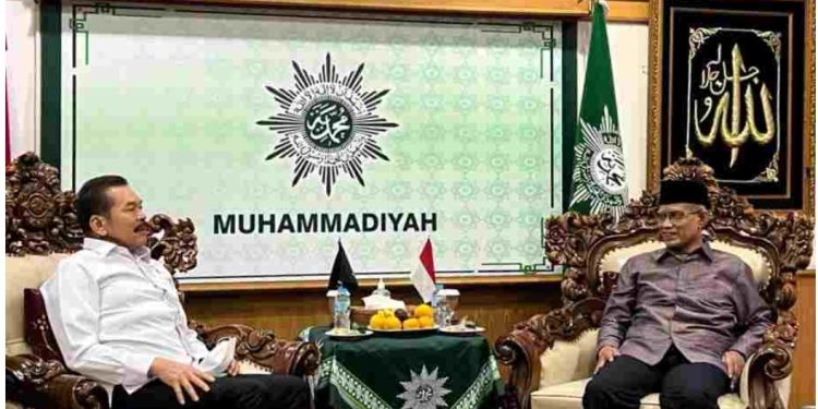 Silaturahmi Dengan Jaksa Agung, Ketua PP Muhammadiyah Apresiasi Kinerja Kejaksaan RI