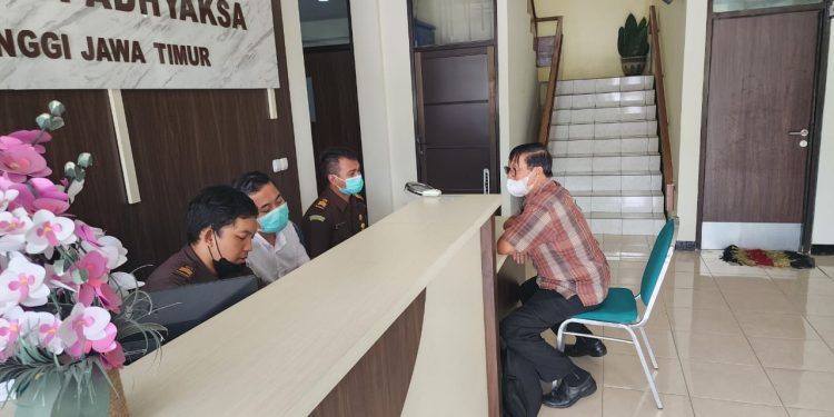 Kasus Korupsi Perusda yang Seret Pensiunan ASN, JPU Kejari Pacitan Limpahkan Ke Pengadilan Tipikor Surabaya