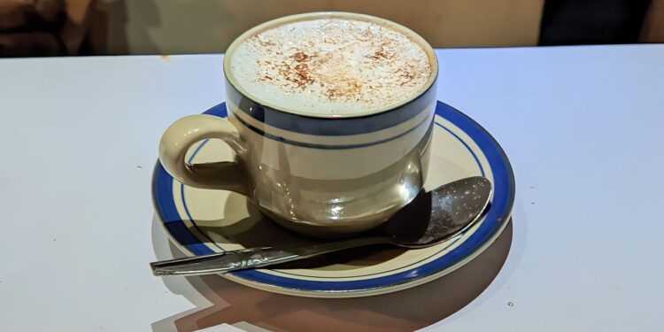 Cicipi Kopsumer ala Cafe Rumah Dahan JLS Pacitan   