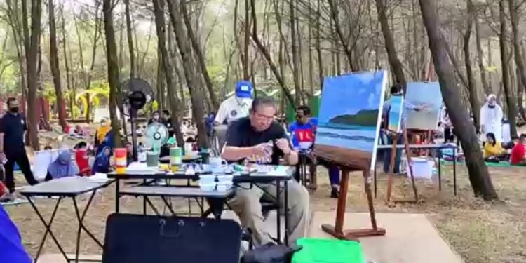 Ribuan Peserta Bakal Mengambar Bareng SBY di Pacitan