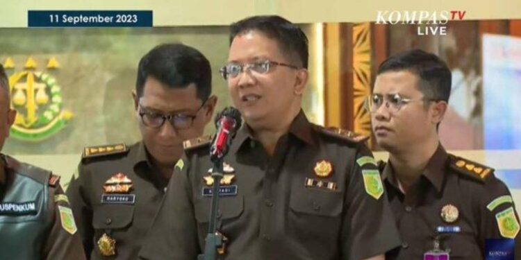 Dugaan Aliran Uang Korupsi Tower BTS ke BPK, Penyidik Kantongi Bukti Tiket Parkir di Hotel Mewah