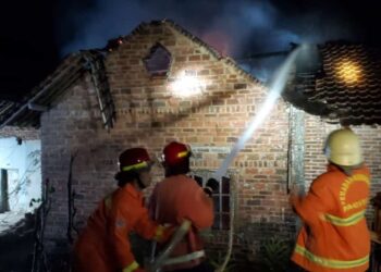 Rumah Warga di Pacitan Ludes Terbakar, Diduga Akibat Konsleting Listrik