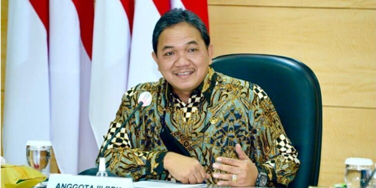 Anggota BPK Achsanul Qosasi Jadi Tersangka BTS Langsung Ditahan, Diduga Terima Rp40 Miliar
