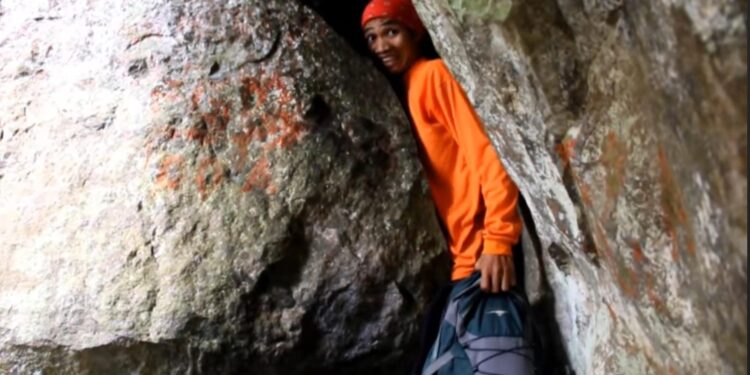 6 Fakta Mistis Gunung Limo di Pacitan 