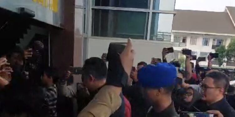 3 Hakim Terjaring OTT Kejagung, Dibawa ke Kejati Jatim