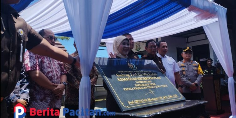 Gedung Baru Kejari Pacitan Diresmikan, Kajati Jatim Harap Layanan Hukum Kian Meningkat
