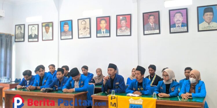 Hari Buruh: PMII Geruduk Dinas Perikanan, Stop Seremoni, Bangun Ekonomi Nelayan Sekarang