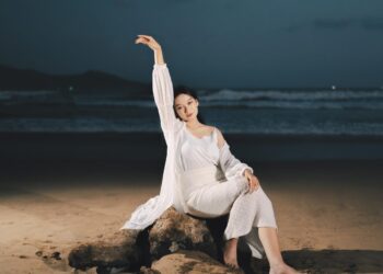 Debby Nova, model muda asal Pacitan yang kian bersinar di dunia permodelan. (Foto: Debby for Berita Pacitan)