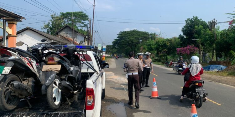 Hendak Keluar Toko, Warga Pacitan Kritis Usai Diseruduk Honda Vario