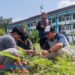 Tanam Pohon Trembesi Bareng DLH, PMII Pacitan Ajak Anggota Lawan Kekeringan