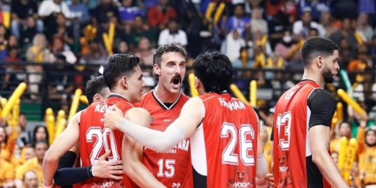 Selebrasi pemain Bhayangkara Presisi usai mengalahkan LavAni di final Proliga 2025. (Instagram @moji.social)