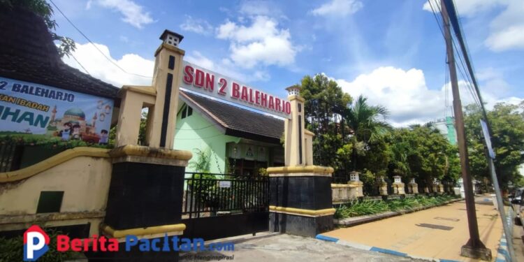 SDN 2 Baleharjo, salah satu sekolah yang akan dilakukan regruping oleh Pemkab Pacitan. (Foto: Sunardi/Berita Pacitan)