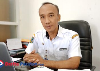 Kepala Dinas Ketahanan Pangan dan Pertanian Pacitan, Sugeng Santoso, saat memberikan keterangan terkait serapan pupuk bersubsidi di Kabupaten Pacitan Kamis, (11/9/2025) . (Foto: Sunardi Berita Pacitan)