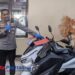 Barang bukti dua unit sepeda motor yang diamankan Polres Pacitan ditunjukkan Kapolres AKBP Ayub Diponegoro Azhar dalam konferensi pers pengungkapan kasus curanmor. (Foto : Sunardi Berita Pacitan).