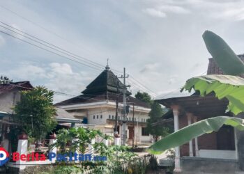 Kondisi rumah warga di Desa Gunungsari, Kecamatan Arjosari, Pacitan, yang kerap terdampak pemadaman listrik berulang, Selasa, 3 Februari 2026. (Foto: Warga)