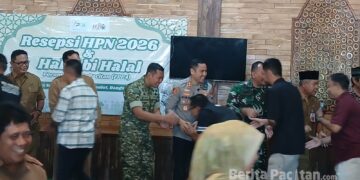 Suasana halalbihalal dan puncak HPN di Pacitan, Selasa, 7 April 2026. (Foto: Sunardi/Beritapacitan.com)