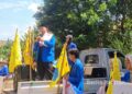 Ketua PC PMII Pacitan saat menyampaikan orasi, menuntut keadilan dan kesejahteraan bagi guru madrasah yang hingga kini masih terpinggirkan.(foto : PMII for Berita Pacitan).
