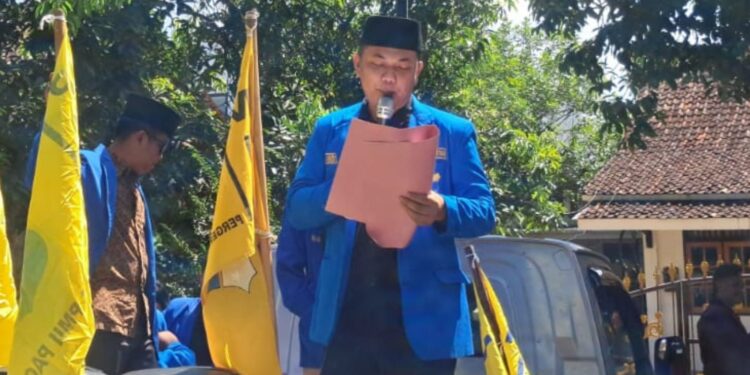Ketua PC PMII Pacitan Sunardi menilai fenomena pencari kerja yang putus asa mencari pekerjaan perlu menjadi perhatian dalam membaca data penurunan angka pengangguran di Pacitan. (Foto: PMII for Beritapacitan.com).